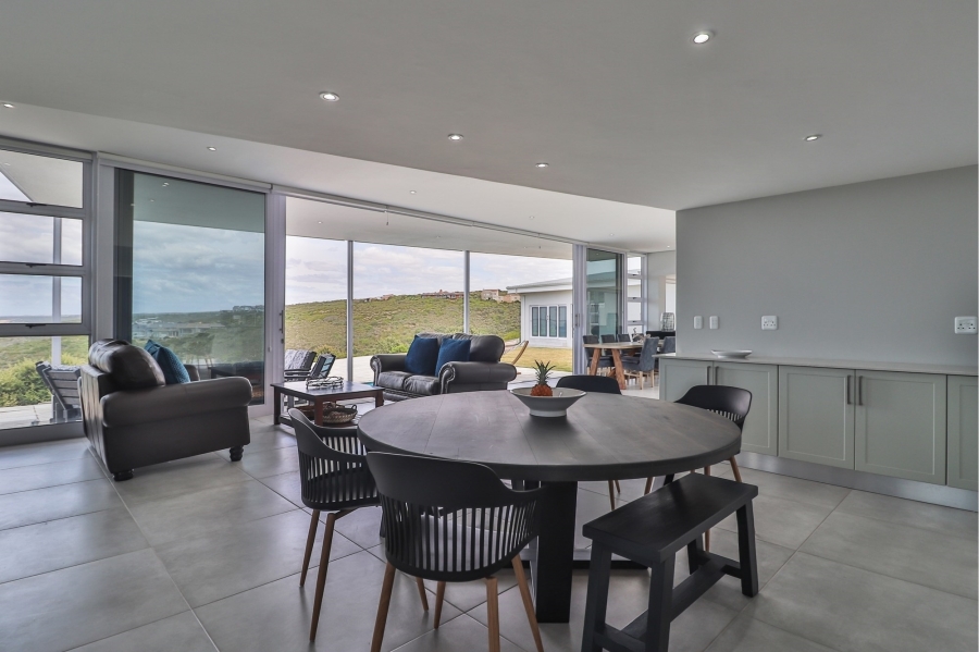 4 Bedroom Property for Sale in Moquini Coastal Estate Western Cape